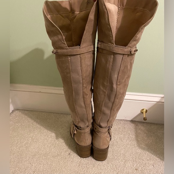 Light Brown/cream Francesca’s knee high Boots size 9 - Picture 4 of 6